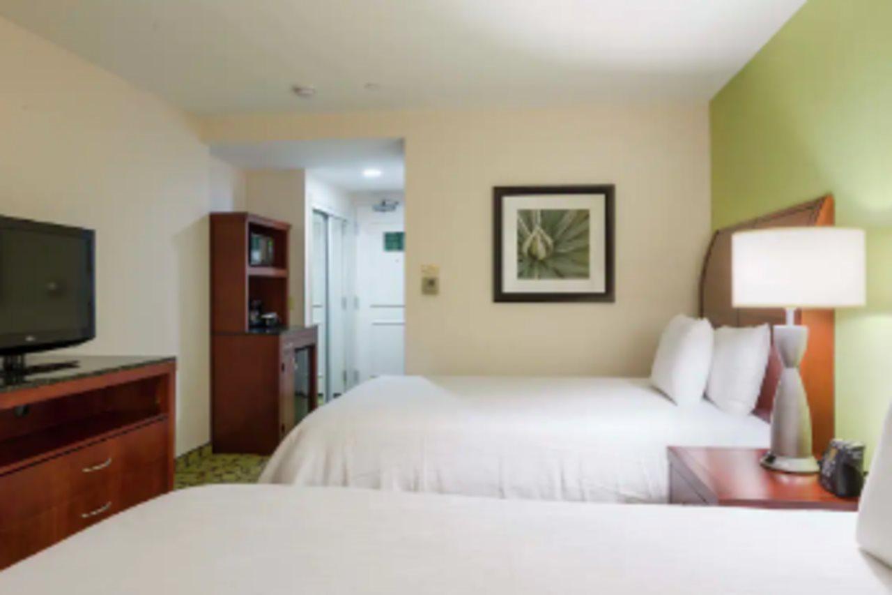 Hilton Garden Inn Queens/Jfk New York Exteriér fotografie