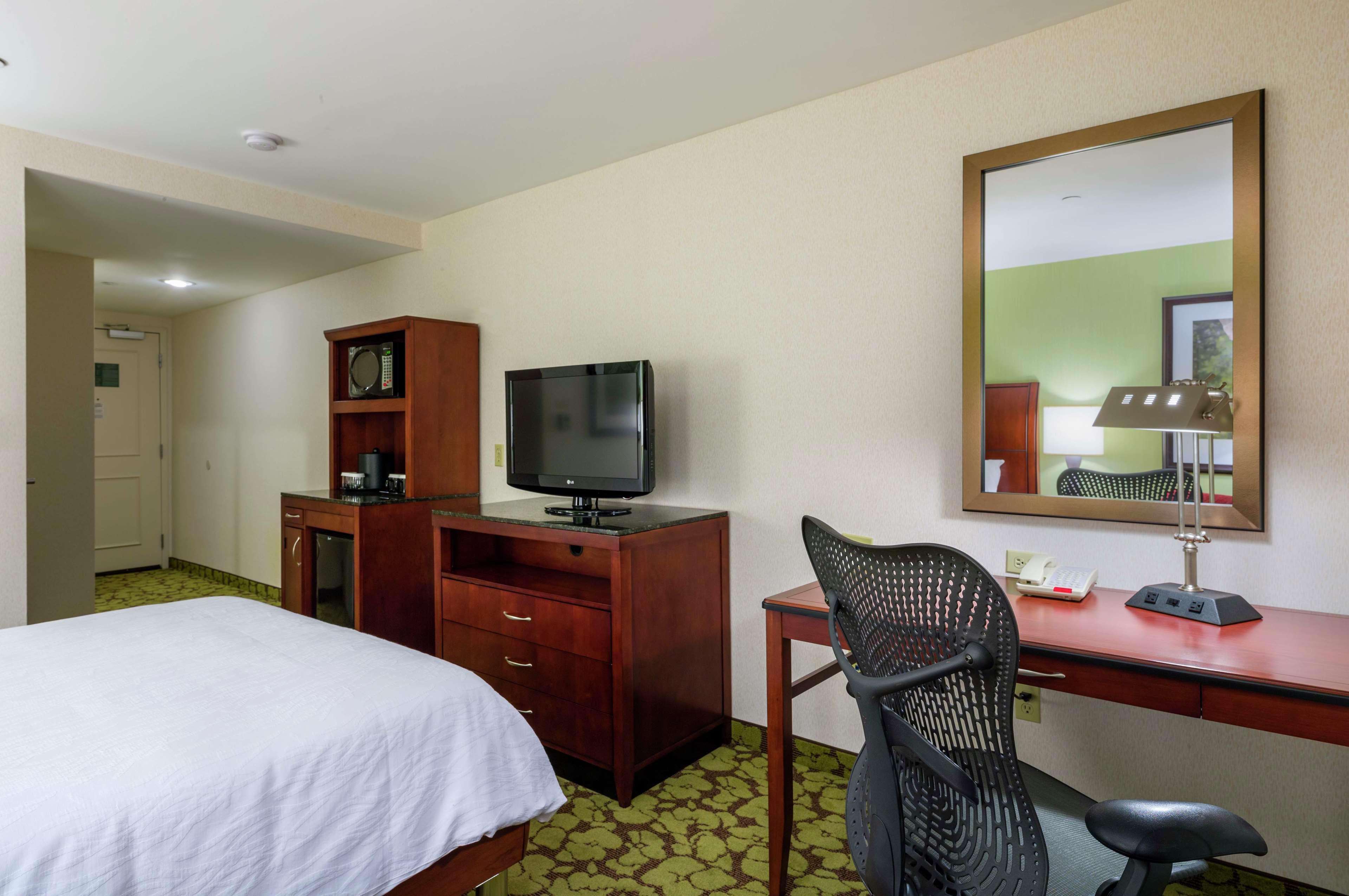 Hilton Garden Inn Queens/Jfk New York Exteriér fotografie